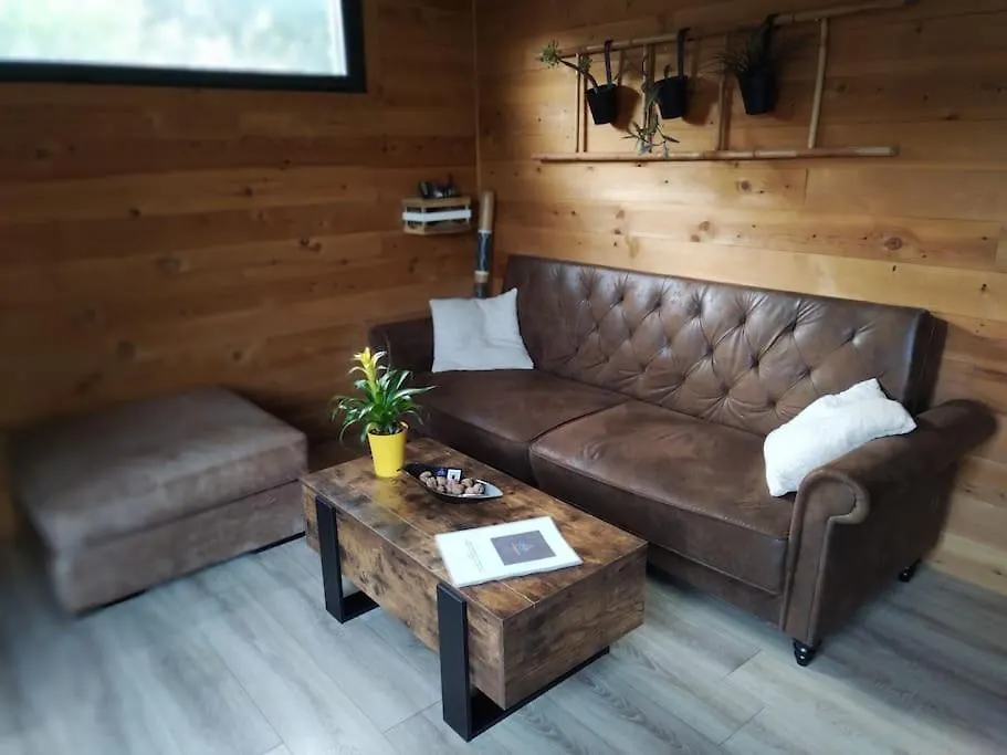 Chalet Moderne, Jacuzzi & Cinema Saint-Coulitz 0*,
